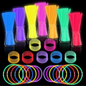 JICUICUI Glow Sticks Bulk Party Pack- Ultra Bright 500pk Glow in the Dark Party Supplies, Halloween Glow Sticks Party Supplies, Neon Party Favors Glow Necklaces and Glow Bracelets with Connectors