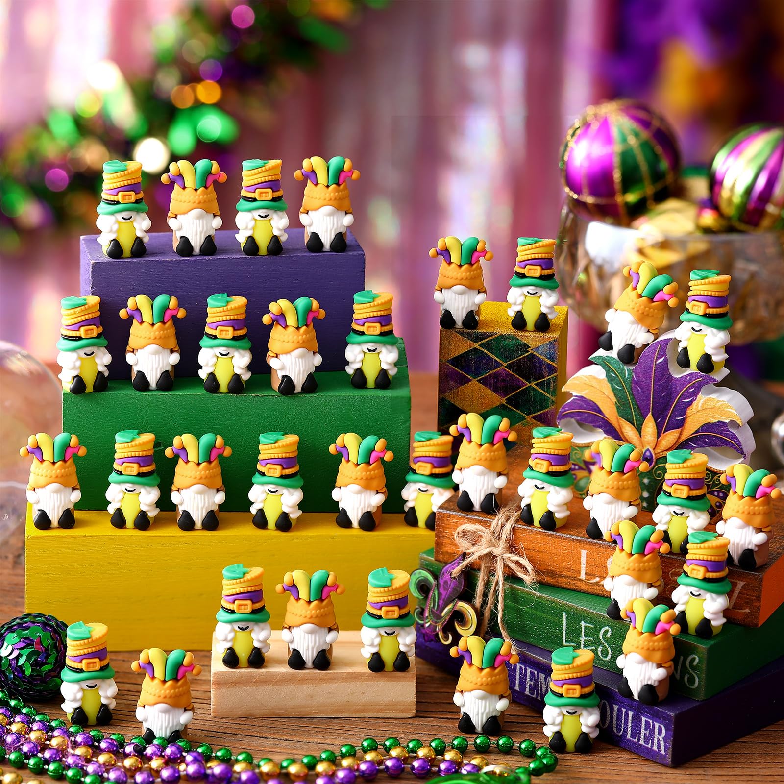 Lunmon 50 Pcs Mini Mardi Gras Gnomes Bulks 1.57 Inch PVC Gnomes Figurine Gifts Mardi Gras Collectible Figurines for Home Tabletop Farmhouse Shelf Decorations