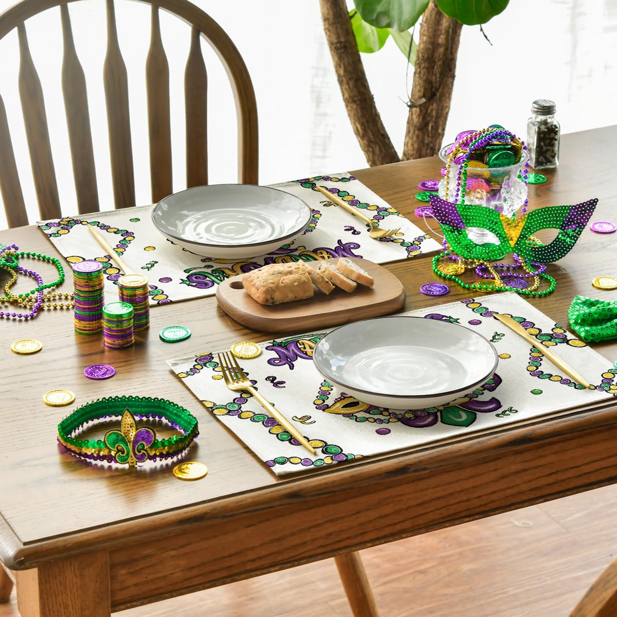 Artoid Mode Iris Jewelry Carnival Mardi Gras Placemats Set of 6, 12x18 Inch Seasonal Festival Holiday Table Mats for Party Kitchen Dining Decoration