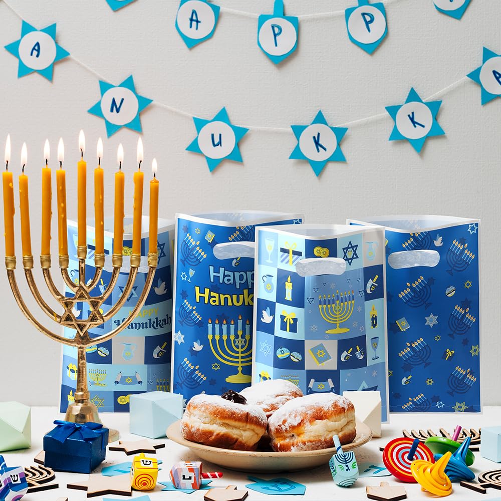 vueuKiGE Hanukkah Gift Bags, 50 PCS Hanukkah Treat Bags with Handles, 7x9.8 Inch Plastic Chanukah Gift Goodie Candy Cookie Bag Jewish Themed Party Favor Bag for Hanukkahs Party Decorations Supplies