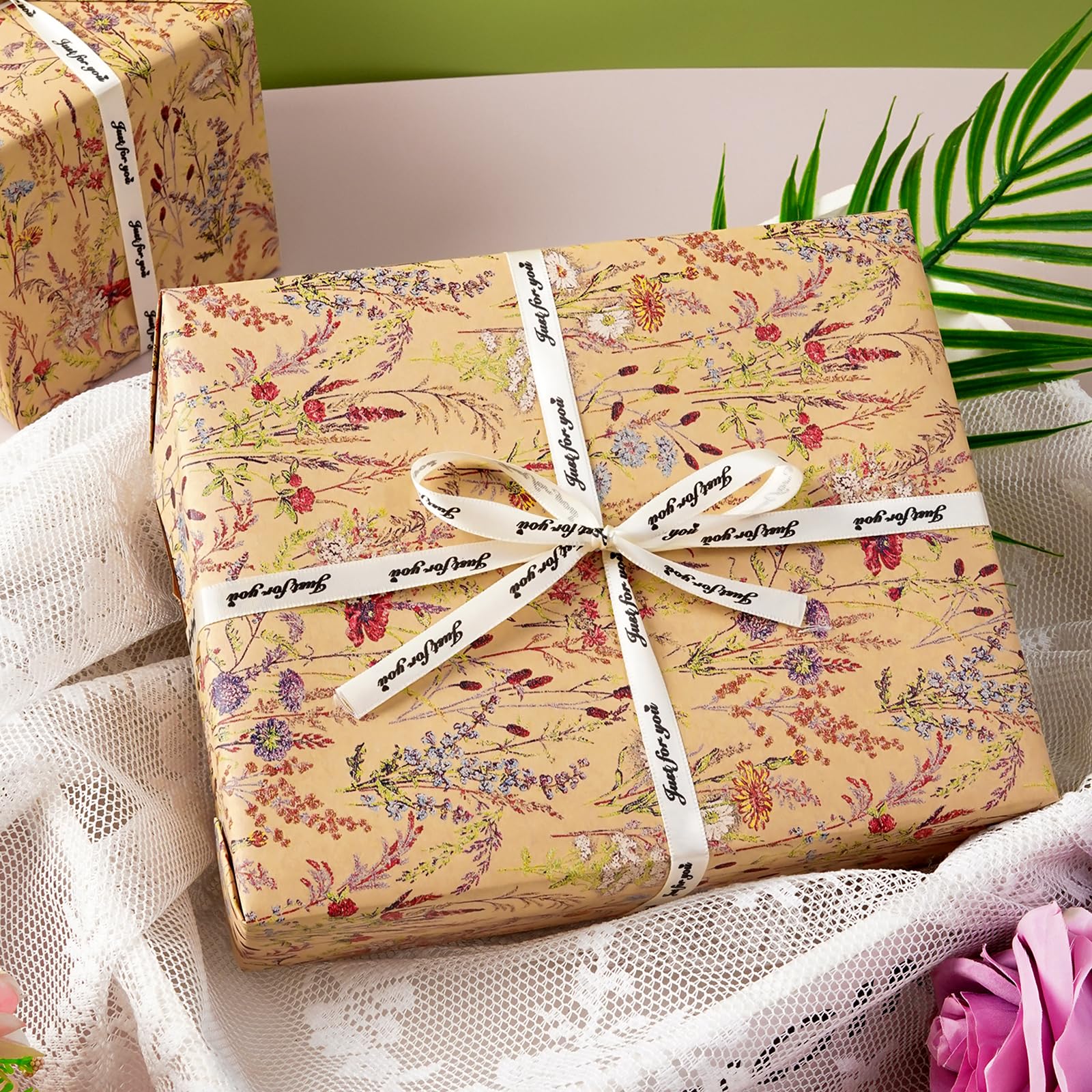 Tyzarglef Wild Flower Wrapping Paper Roll, 17 Inches x 32.8 Feet Kraft Floral Design Wrapping Paper for Women Girls Gifts, Birthdays, Weddings, Bridal Shower and Engagement